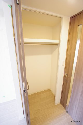 プレサンス立売堀ベルヴィル 仲介手数料無料の収納