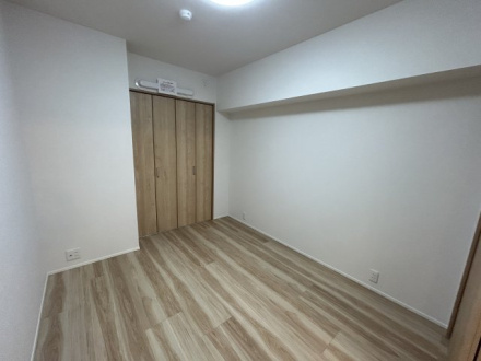 ラミーユ浦和ハイライズファーストキャッスルの洋室|ゆったりした洋室です