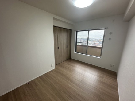 セレナハイムパークステージ桶川の洋室|明るい洋室です