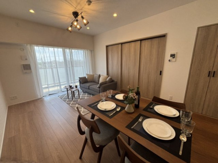 ユトリシア五番街の居間・リビング|おしゃれなリビングです