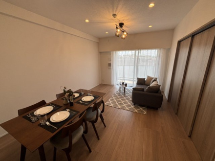 ユトリシア五番街の居間・リビング|リビングです