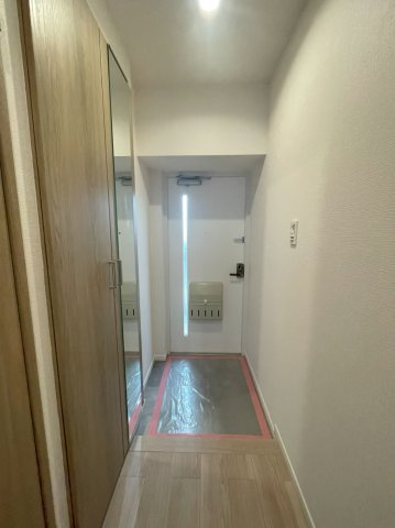 ライオンズマンション調布D棟の玄関|落ち着いた玄関です