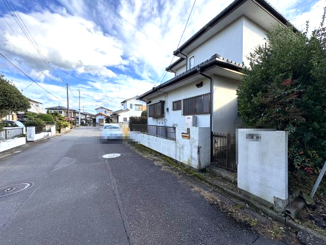 200㎡越えの宅地と庭付き！大田原市実取　中古戸建の前面道路含む現地写真|前面道路含む現地写真です