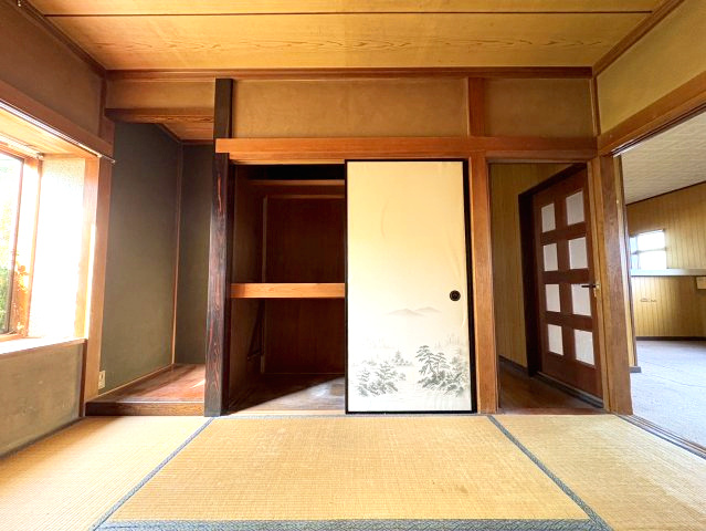 200㎡越えの宅地と庭付き！大田原市実取　中古戸建の和室|和室がひろがる居住スペース