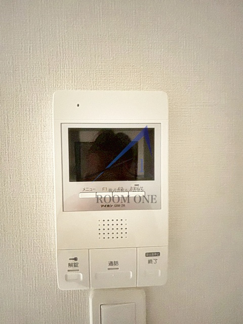 デベルト立花のセキュリティ|モニター付きインターホンです。