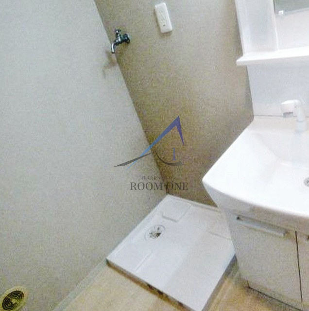 綾東ヴィレッジ壱番館の設備|洗濯機置き場です。