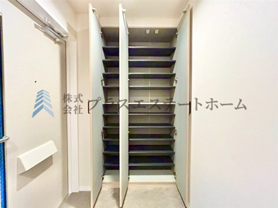 【その他】 | リフレ神戸 | シューズボックスもあるためたくさんの靴を収納できます♪