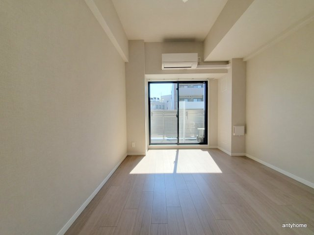S-RESIDENCE福島Alovita　仲介手数料無料の居間・リビング