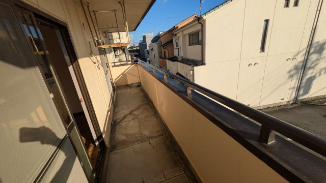 マンション丸山のバルコニー|マンション丸山