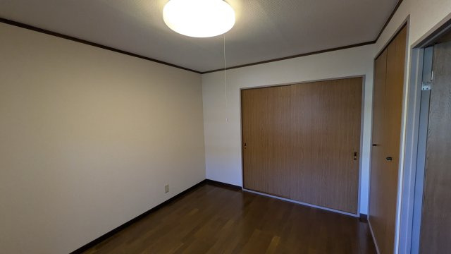 マンション丸山の洋室|マンション丸山
