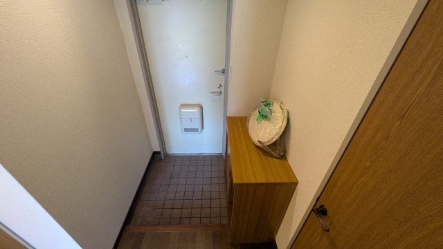 マンション丸山の玄関|マンション丸山