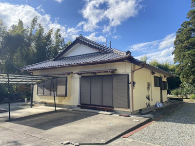 【外観】 | 【DIYおすすめ】高萩市下手綱　中古戸建 | 外観は落ち着いています