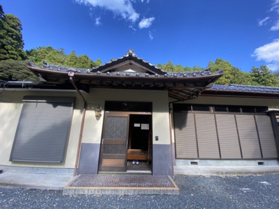 【外観】 | 【DIYおすすめ】高萩市下手綱　中古戸建 | 落ち着いた雰囲気の外観です