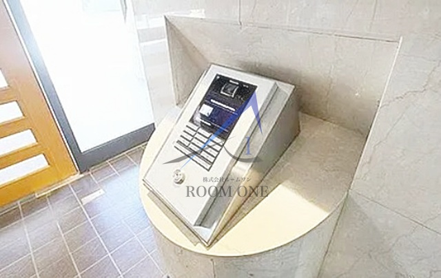 サンライズ荻窪のセキュリティ|モニター付きインターホンです。