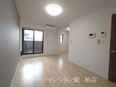 【居間・リビング】 | ウィブリーハイツ | 同施工会社、同型タイプです