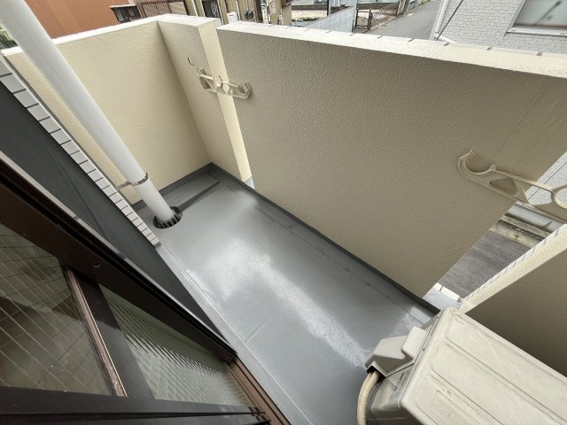 アベニュー林のバルコニー