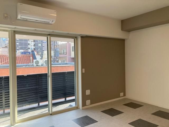 カイゼルプレジャー浅草の寝室