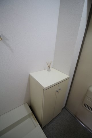 萩コーポの収納|大きい下駄箱もしっかりついてます♪
※写真は別室です