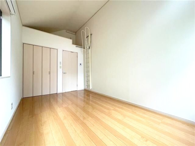 Ｆｌｏｒａ　Ｉｓｏｇｏの内装