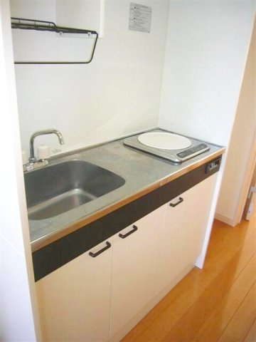 Ｆｌｏｒａ　Ｉｓｏｇｏのキッチン