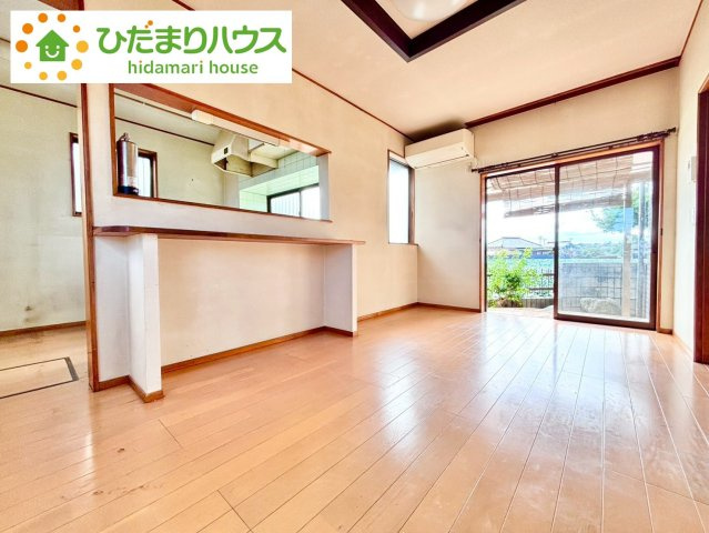 野田市木間ケ瀬　中古戸建の居間・リビング