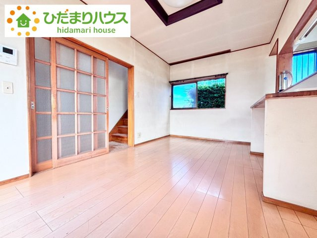 野田市木間ケ瀬　中古戸建の居間・リビング