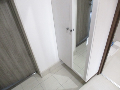 【玄関】 | LIBTH松山Ⅲ