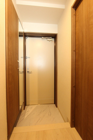 Welsh.Sビル7の玄関