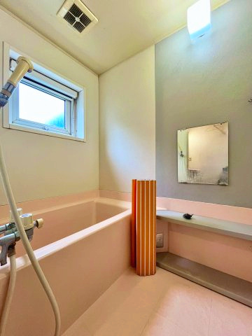 花川南7条1丁目の浴室