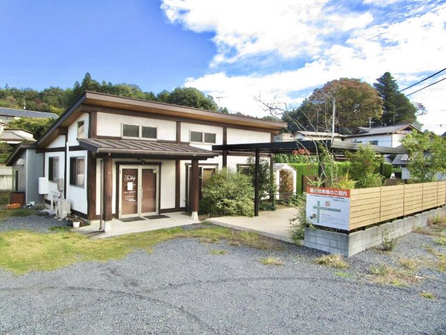 益子町店舗戸建の駐車場|駐車場は５台ほど利用可能