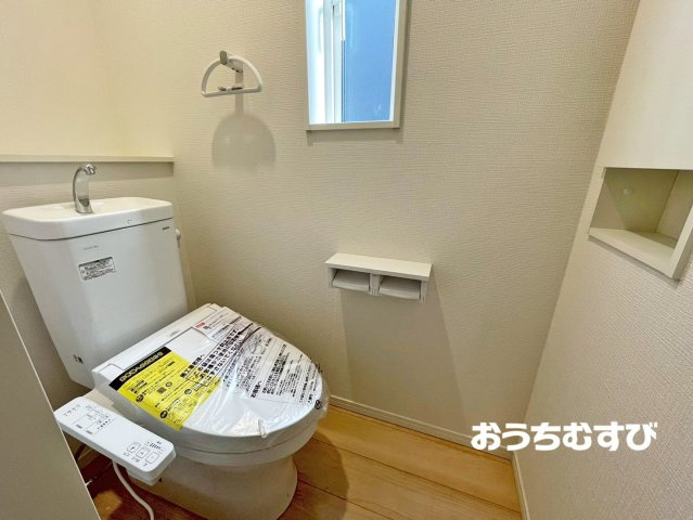 守山区吉根第2（全3棟）のトイレ