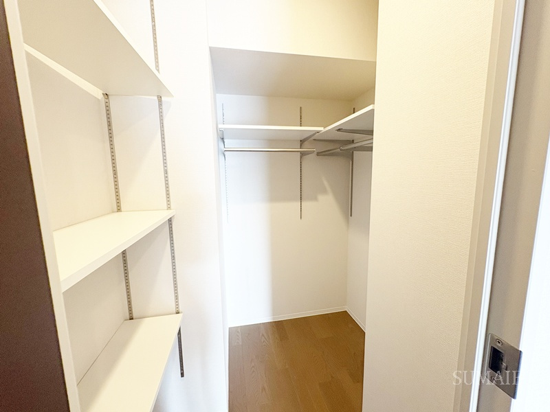 ロイヤルパークス赤羽ノースの収納|ウォークインクローゼット☆