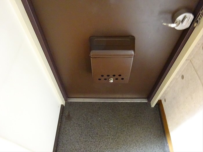 ヴィアシテラ西永福の玄関