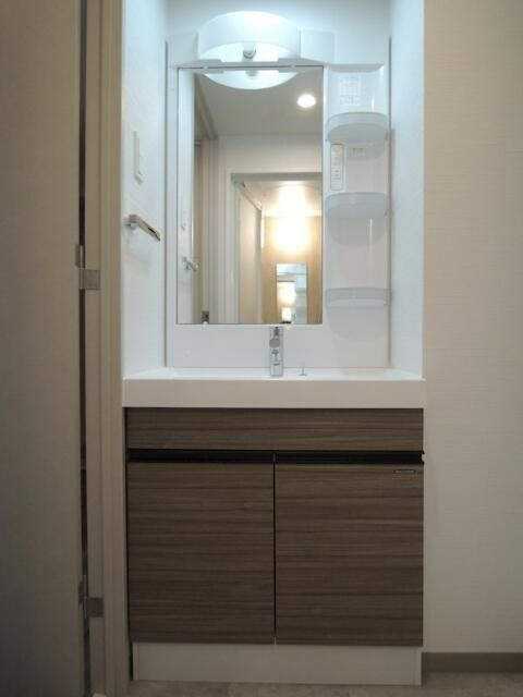 ＨＹ’ｓ　浅草の洗面所