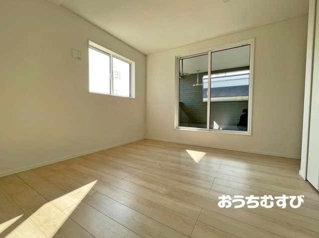 守山区吉根第2（全3棟）の洋室
