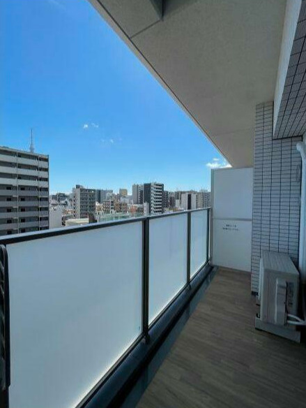 プレサンスブルーム浅草Northのバルコニー