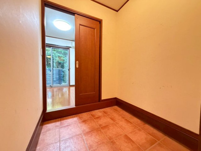 【収納】 | 駅徒歩10分♪車２台3LDK＋S＋ロフト、ウッドデッキ | 玄関土間収納