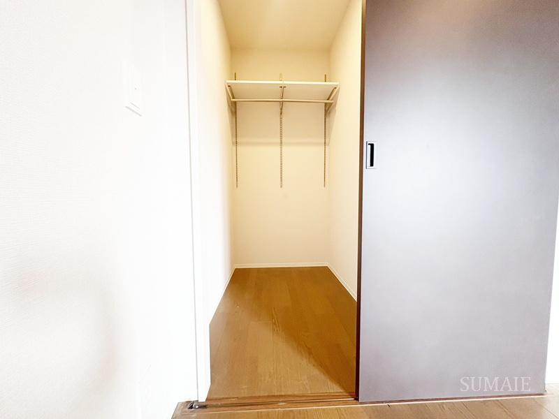 ロイヤルパークス赤羽ノースの収納|ウォークインクローゼット☆