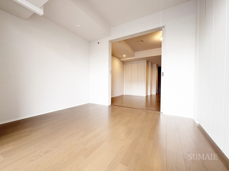 ロイヤルパークス赤羽ノースの洋室|使い勝手のいい洋室です☆