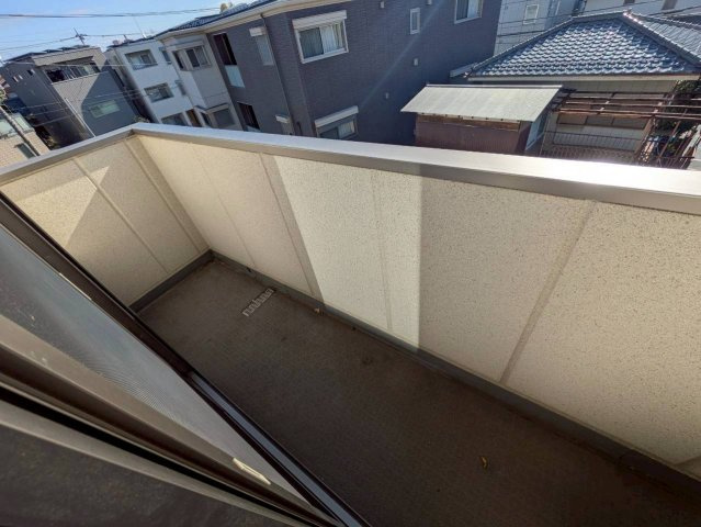 さいたま市浦和区岸町３丁目の賃貸マンションのバルコニー|退去予定の為、別号室の参考写真です。