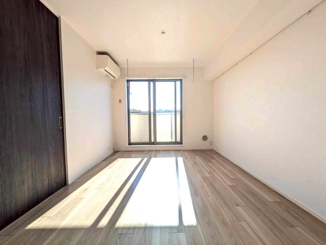 さいたま市浦和区岸町３丁目の賃貸マンションの居間・リビング|明るいリビング☆