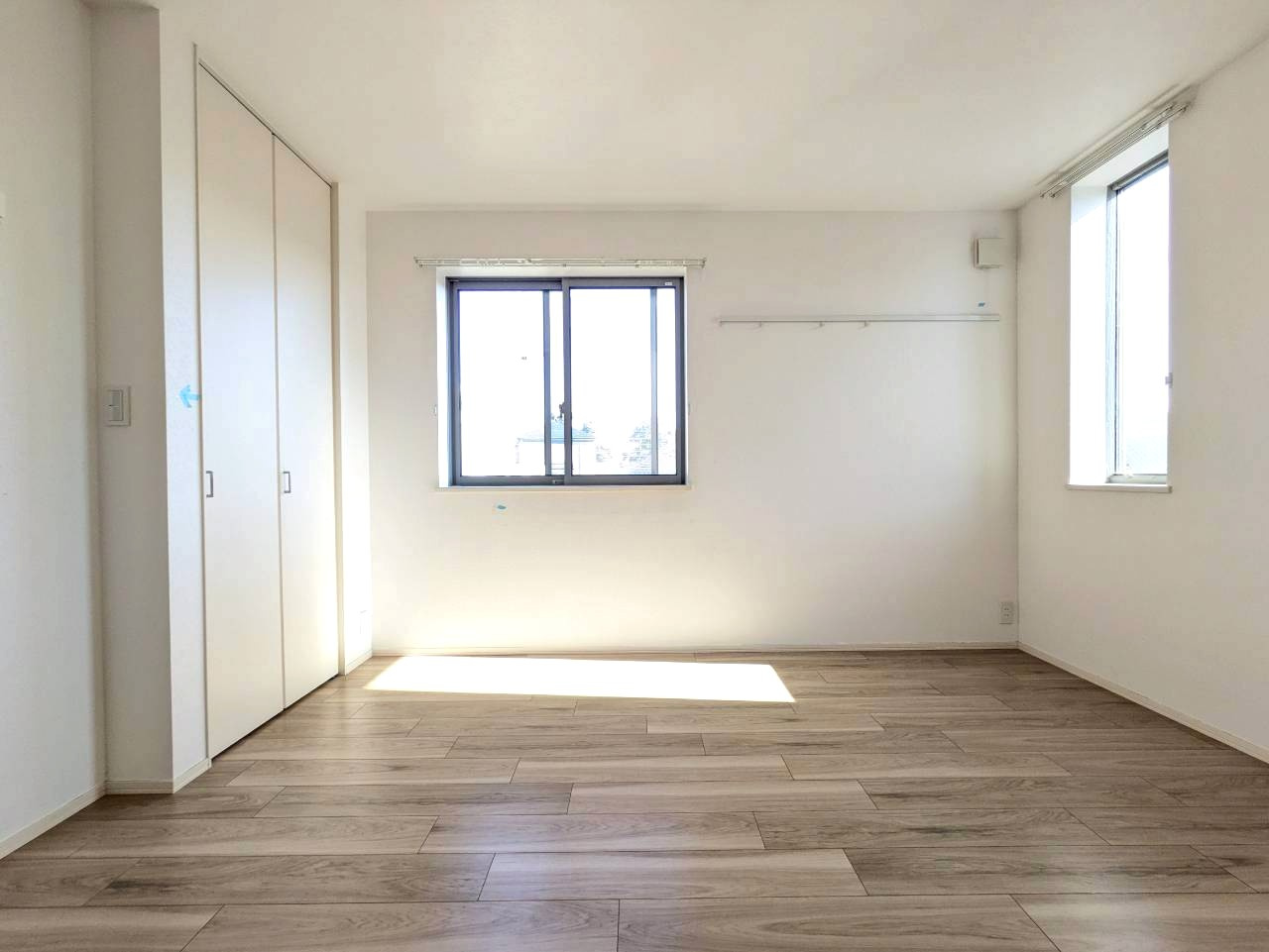 さいたま市浦和区岸町３丁目の賃貸マンションの居間・リビング|退去予定の為、別号室の参考写真です。