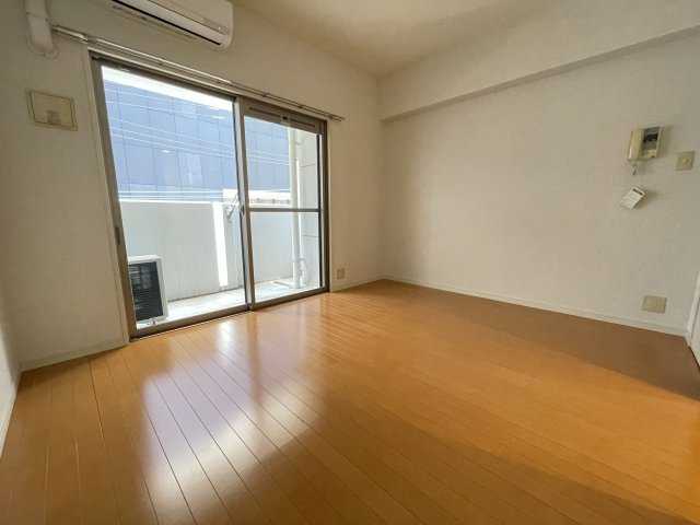 ジャスティス駅東の居間・リビング