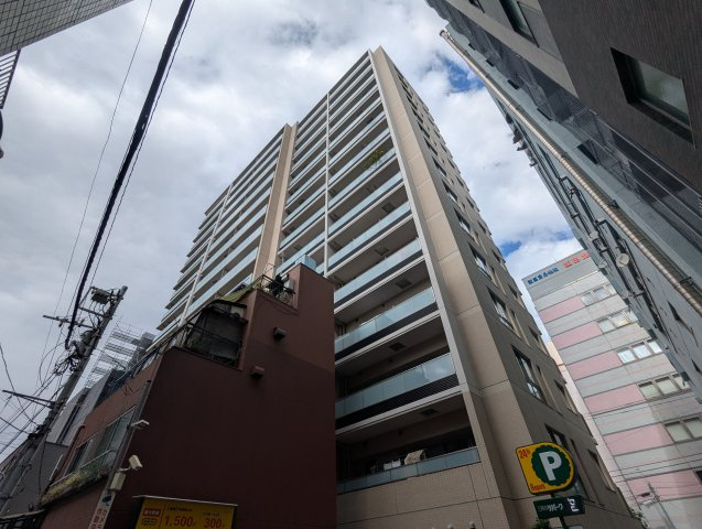 プラウド上野松が谷の外観