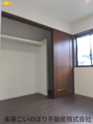 【収納】 | 春日部市増田新田中古戸建て | 各居室には十分な収納スペースを確保。お部屋全体を広々と使うことができます。