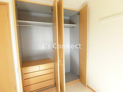 【収納】 | ラ・ジュルネ | クローゼットでお荷物もすっきり収納。