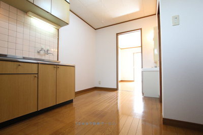 【居間・リビング】 | コーポさかえ３ | ゆったり過ごせる居間です
コーポさかえ3-102　2021/10/22撮影