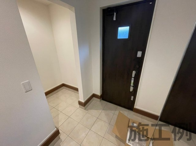 座間市東原2丁目新築戸建て　4期6号棟の玄関|玄関です