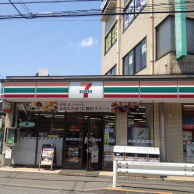 【周辺】 | ドウェル砂川 | コンビニ「セブンイレブン立川武蔵砂川駅前店まで445ｍ」