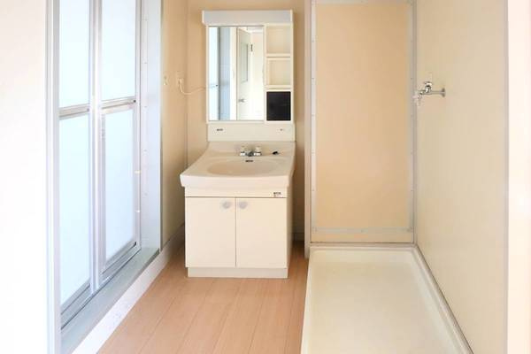 【洗面所】 | ビレッジハウス小浜1号棟 | ビレッジハウスの同一物件・同一タイプの間取りの写真です